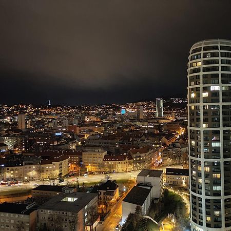 Sag Romantic 22 Floor Panorama City Free Parking Free Wifi Pozsony Kültér fotó